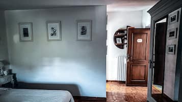 Deluxe Double Room, 1 Queen Bed, Private Bathroom, Garden View | Premium bedding, down duvets, memory-foam beds, minibar