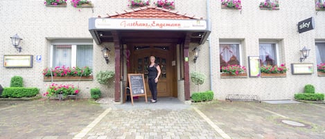 Entrada de la propiedad