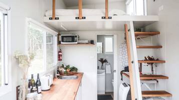 Fridge, microwave, toaster, cookware/dishes/utensils
