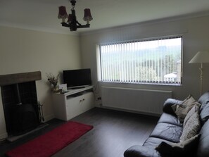 Cottage, 2 Bedrooms | Living area - Cobden View (Clitheroe)
