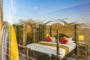 Economy Double Room | 1 bedroom, memory foam beds, individually decorated - Boutique Helsinki (Jaisalmer)