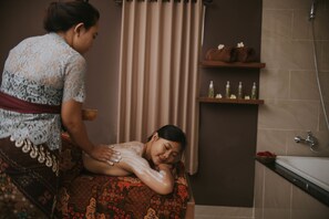 Spa - The Sakaye Luxury Villas & Spa (Legian)