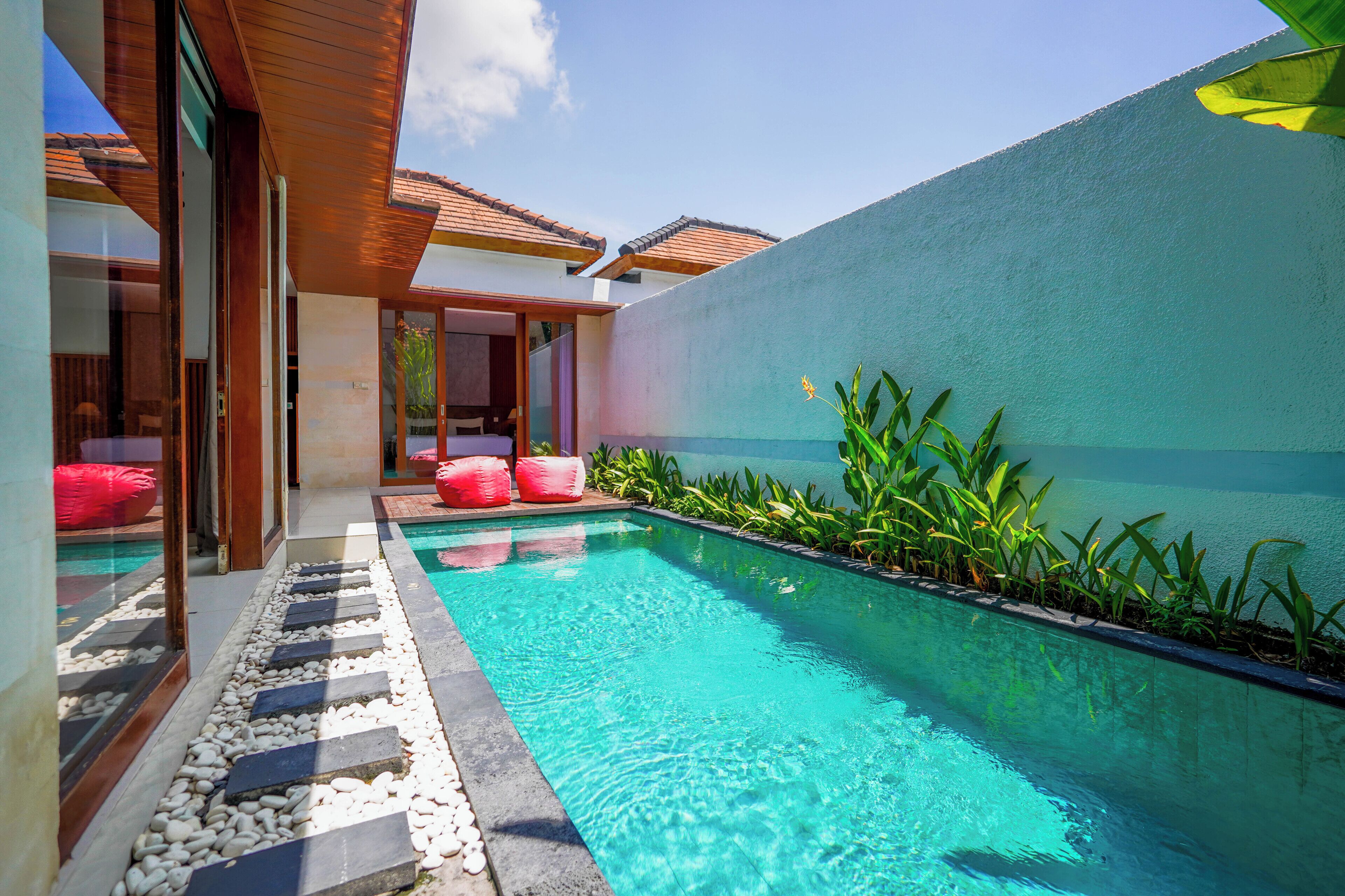 Literie de qualité, coffre-fort, système d’insonorisation