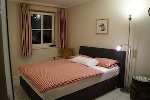 Apartment, 2 Bedrooms, Garden View