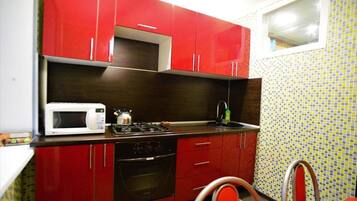 Apartment, 1 Schlafzimmer | Eigene Küche | Kühlschrank, Mikrowelle, Ofen, Herdplatte