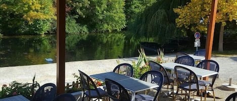 Kontinental morgenmad hver dag (8.00 EUR pr. person)