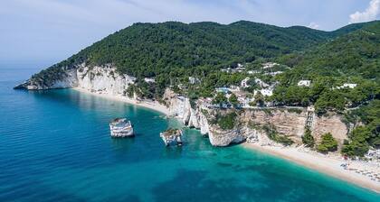 Hotel Baia Dei Faraglioni