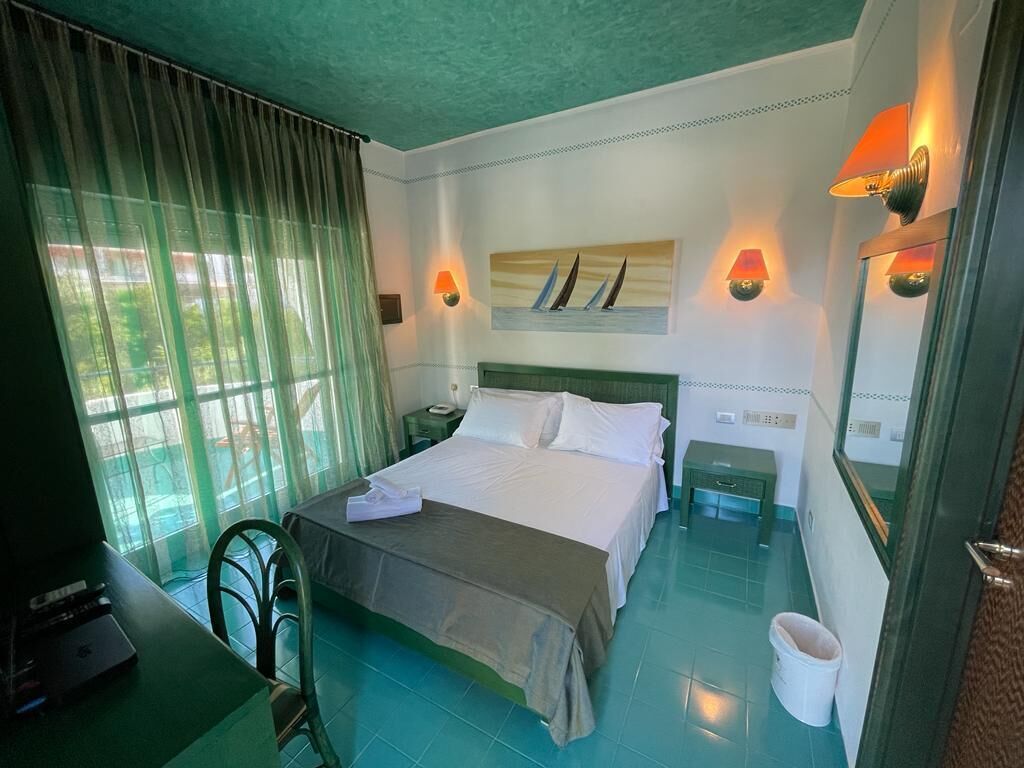 In-room safe, desk, free WiFi, bed sheets