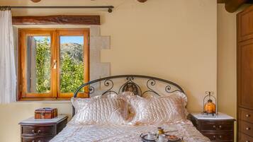 Deluxe-huvila (Michalis) | 3 makuuhuonetta, yksilöllisesti sisustettu, yksilöllisesti kalustettu