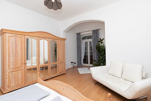 Apartment, Mehrere Betten (1. Etage) | Individuell dekoriert, individuell eingerichtet, kostenloses WLAN