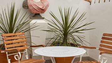 Deluxe-dobbeltværelse - terrasse | Byudsigt