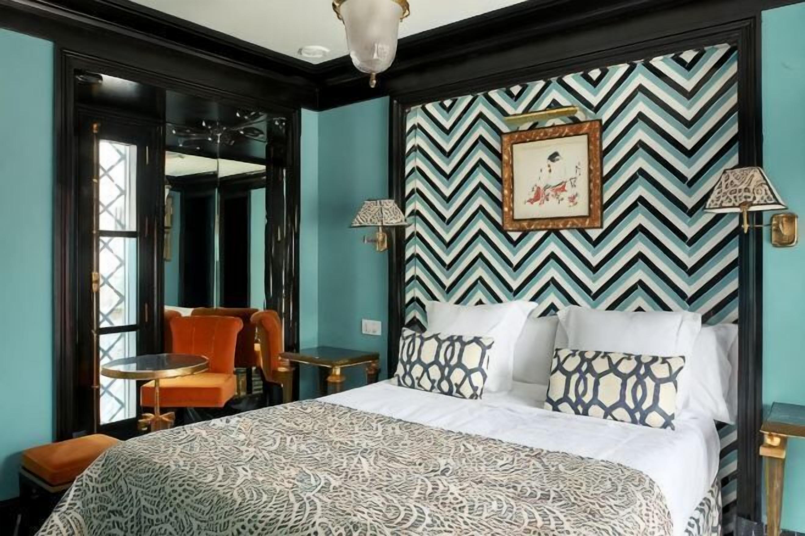 3 bedrooms, Egyptian cotton sheets, premium bedding, down duvets