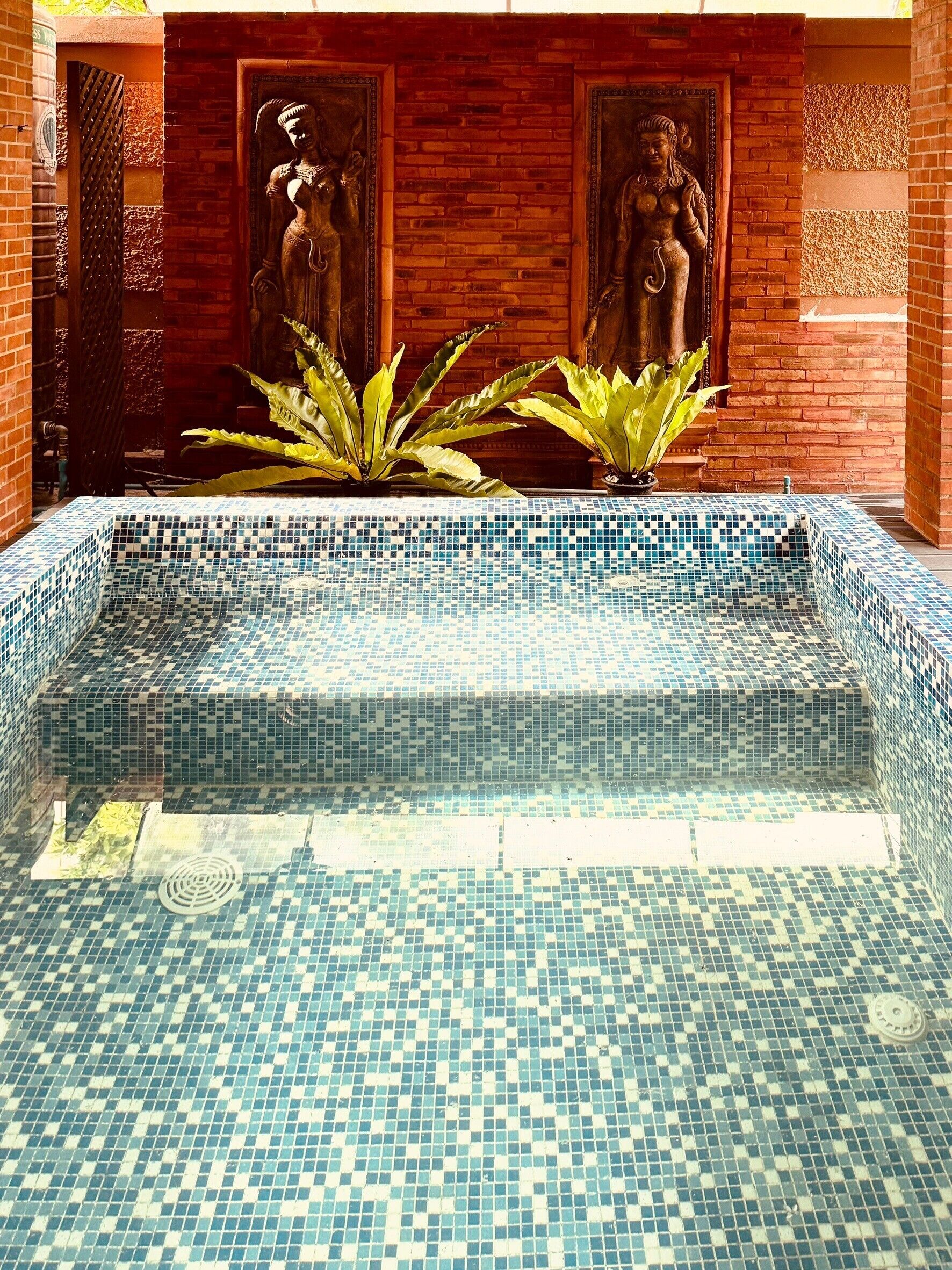 terracotta house | 1 bedroom, premium bedding, in-room safe, desk