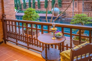 Deluxe Suite, Pool Access - Air purifiers | View from room