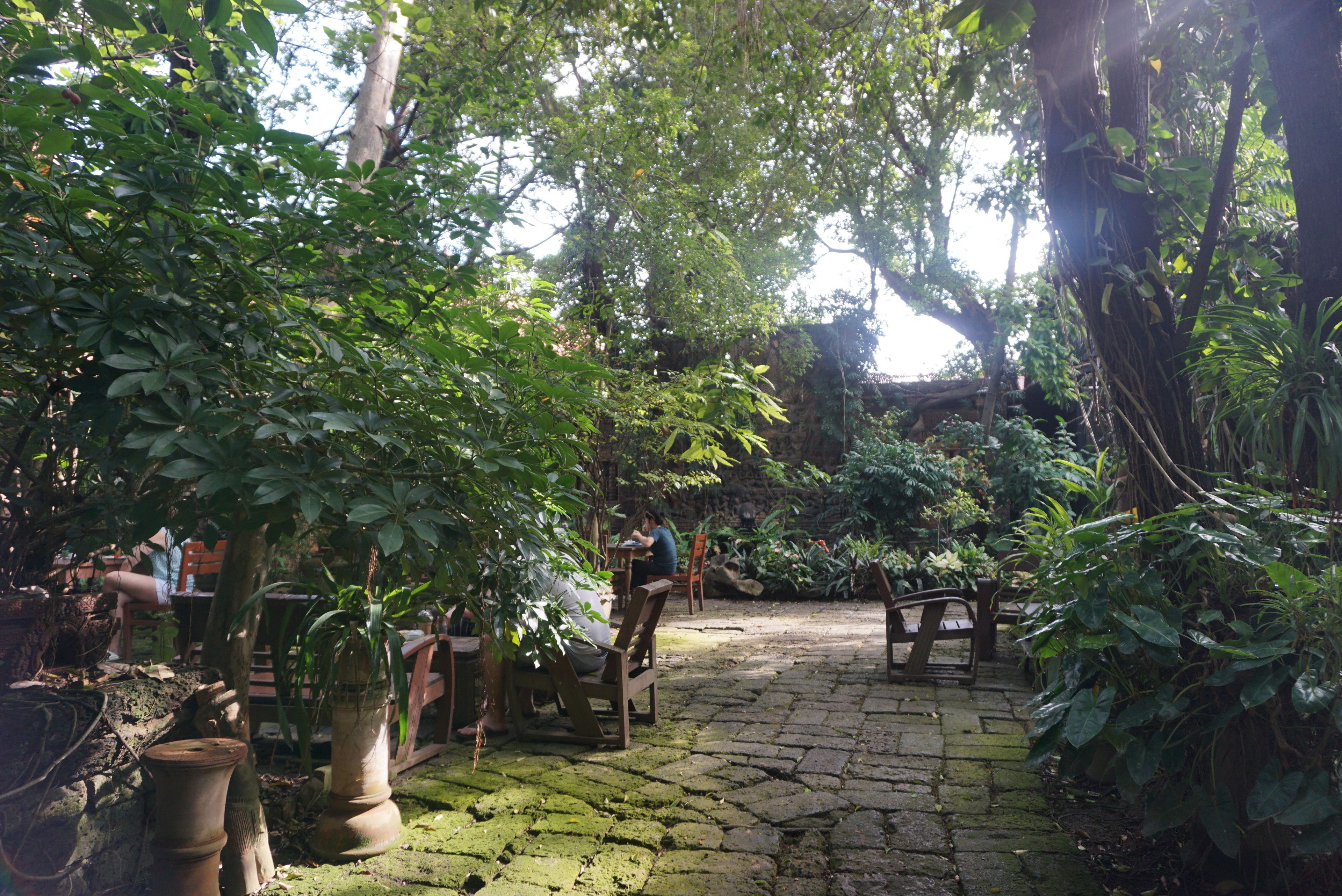 Foto - Phor Liang Meun Terracotta Arts