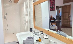 Bathroom - Domaine de Roque Haute (Portiragnes)