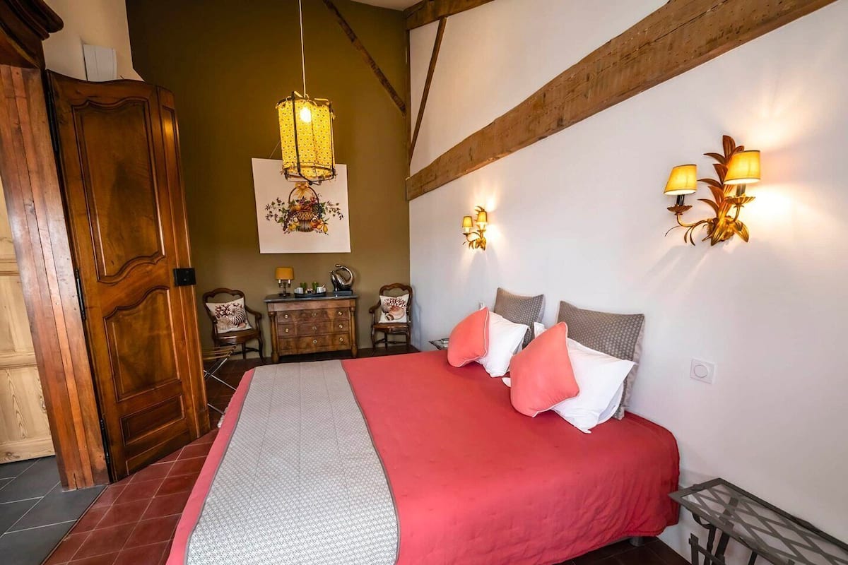Deluxe Double Room, Ensuite, Garden View (Chambre Foulque)