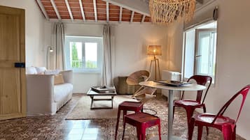 Suite, salle de bains attenante, vue mer (Suite Grand-Duc) | Bar lounge