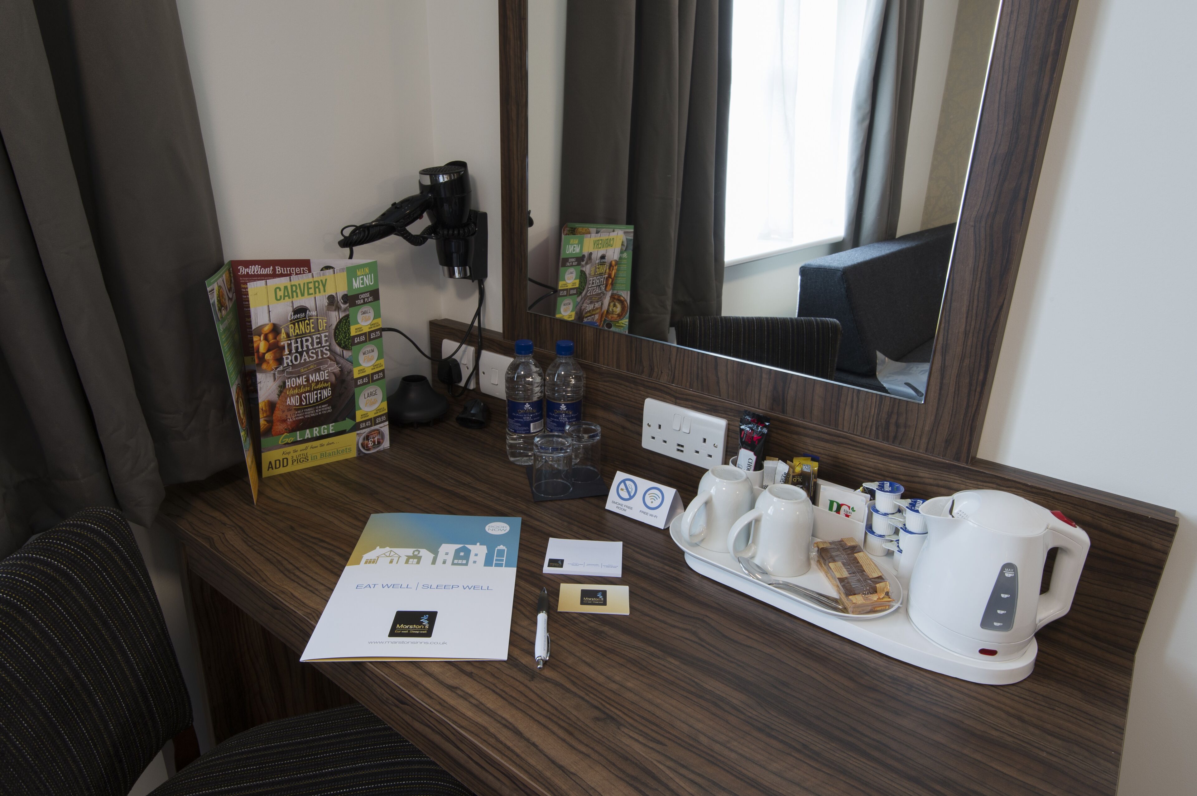 Family Room | Desk, iron/ironing board, free WiFi, bed sheets