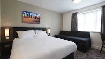 Familieværelse | Skrivebord, strygejern/strygebræt, gratis Wi-Fi, sengetøj