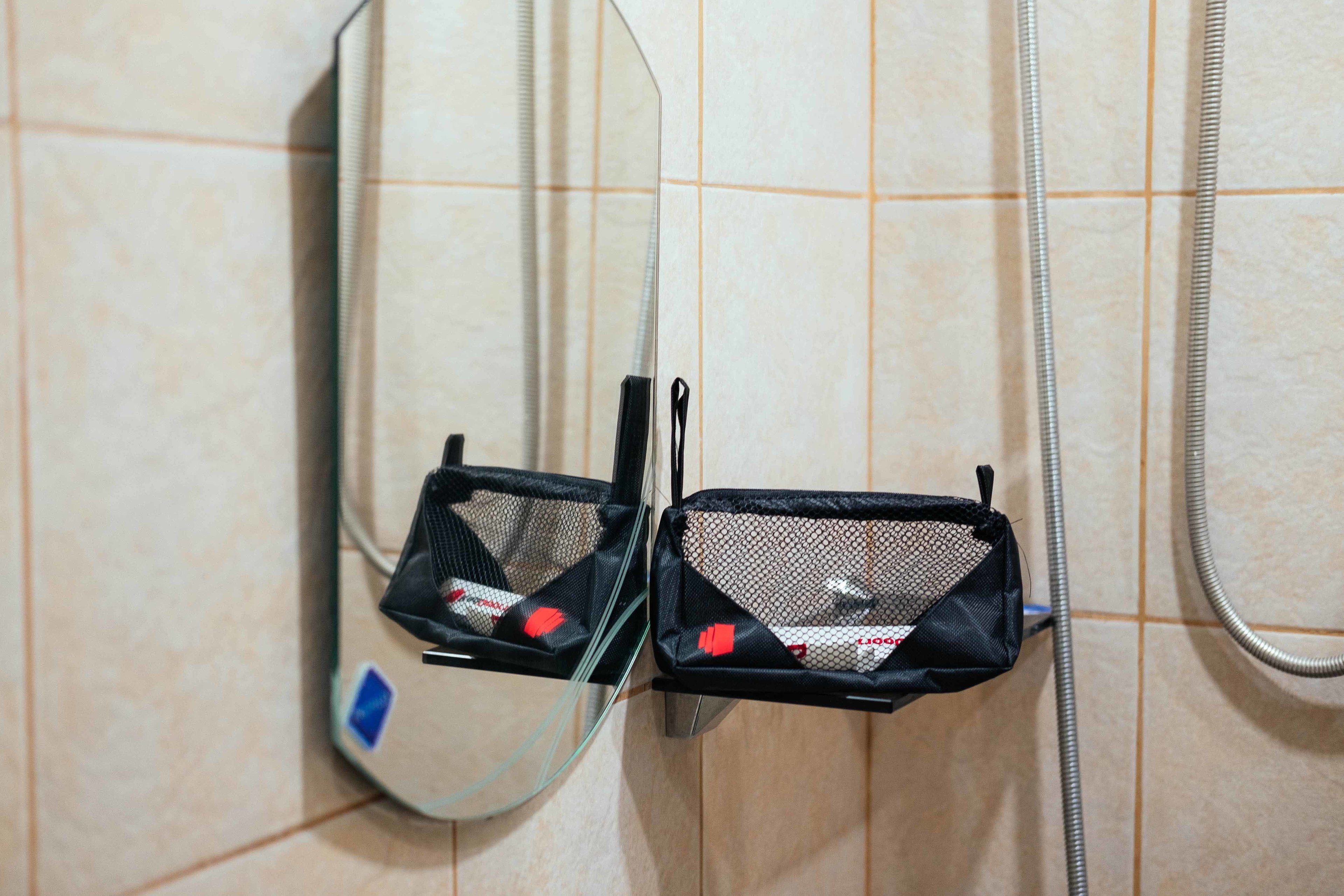 shower, free toiletries, towels