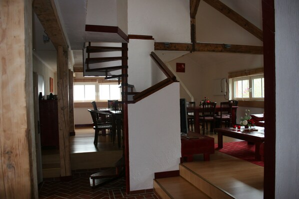 Grand-Apartment (100€ cleaning fee excluded) | Laptopgeeigneter Arbeitsplatz, Verdunkelungsvorhänge