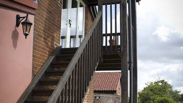 Apartment, 1 Bedroom (Hayloft) | Free WiFi, bed sheets