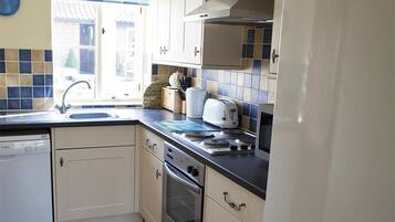 Cottage, 3 Bedrooms (Churn House) | Private kitchen | Fridge, microwave, oven, stovetop