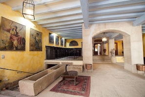 Lobby - Lo Palauet de la Muralla (Balaguer)