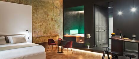 Suite de lujo, hidromasaje (Cleopatra) | 1 habitación, sábanas italianas Frette y ropa de cama de alta calidad