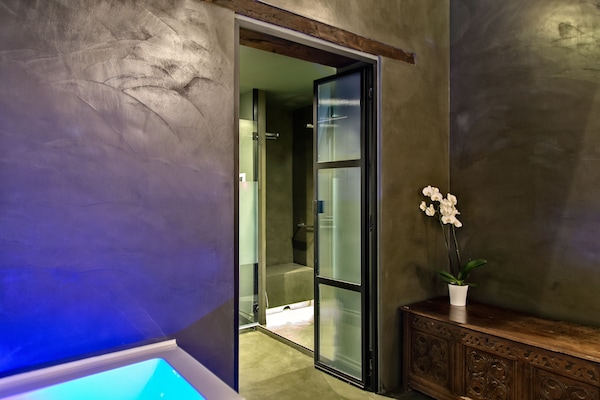 Suite júnior, banyera d'hidromassatge (Venere) | Banyera d'hidromassatge privada