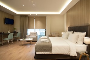 Chambre supérieure double | Literie hypoallergénique, minibar, coffre-fort pour ordinateur portable
