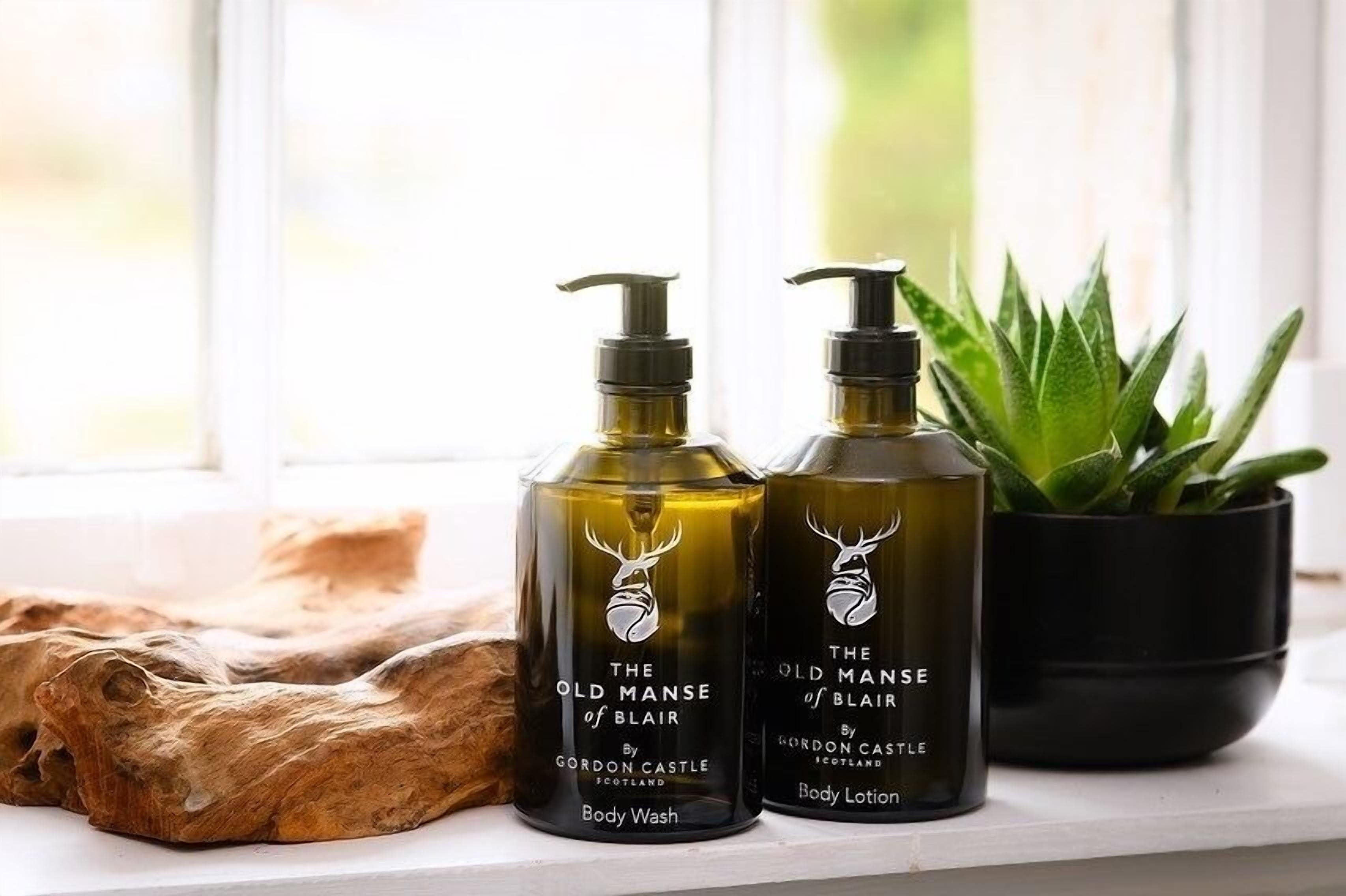 family room, 2 bedrooms (the bothy) | bathroom | free toiletries, hair dryer, towels, soap