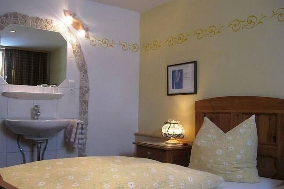 Standard Apartment, 3 Bedrooms | Soundproofing, WiFi (free)