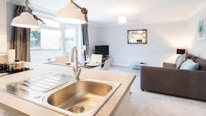 Restaurant - 2-bedroom Apartment Woodgrange Court (Hoddesdon)