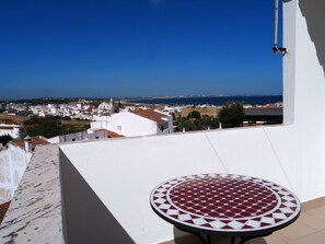 View from property - Louise Guest House (Lagos)