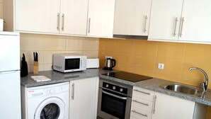 Restaurant - Louise Guest House (Lagos)