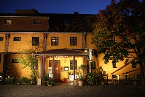 Property entrance - Hotel Wenzels Hof (Beilrode)