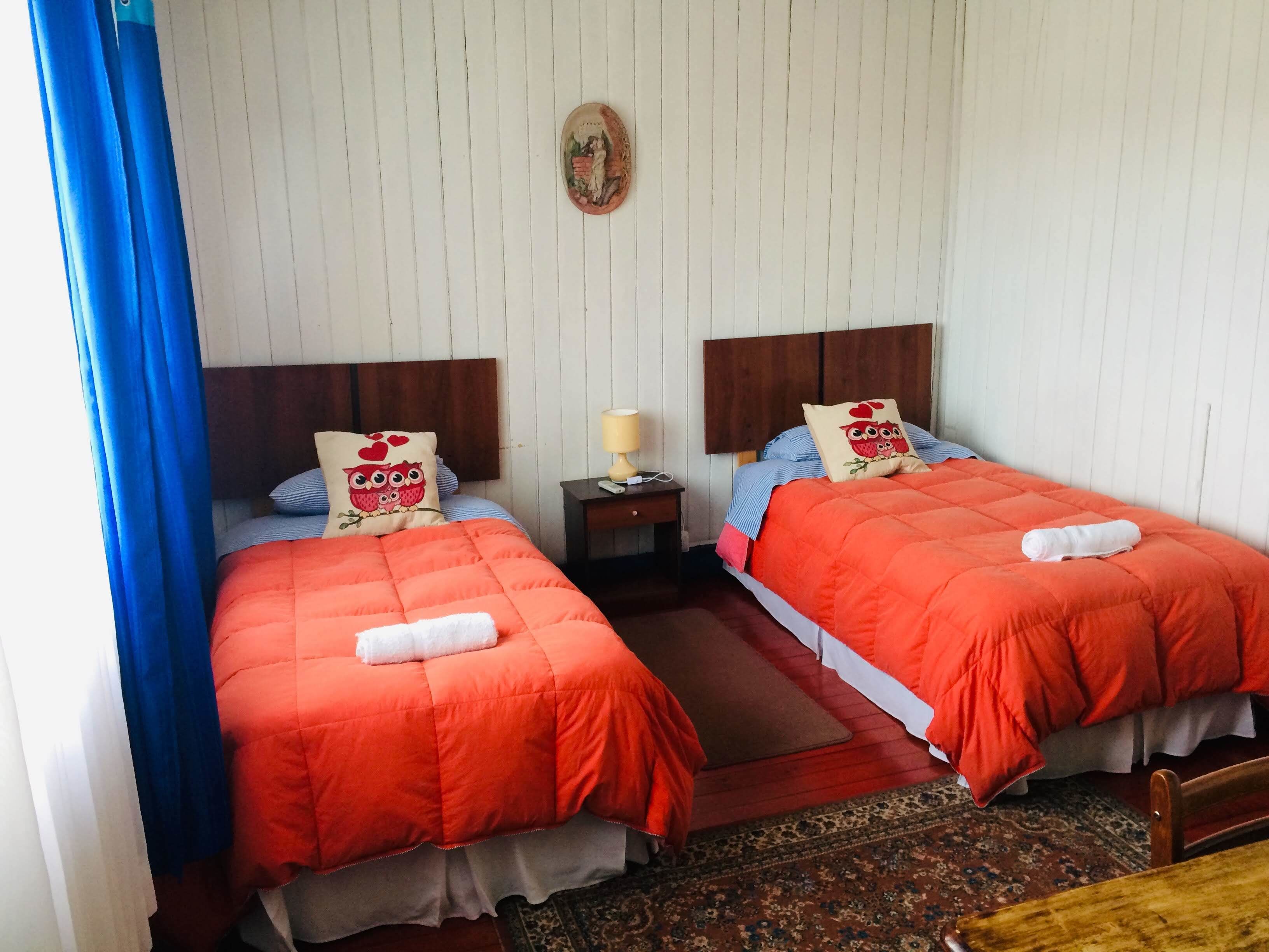 Basic Double Room, 2 Twin Beds, Non Smoking | Desk, free WiFi, bed sheets