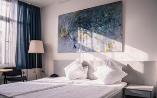 客房内保险箱、特色装修、隔音、免费 WiFi