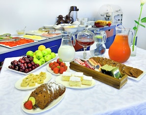 Petit déjeuner buffet compris tous les jours