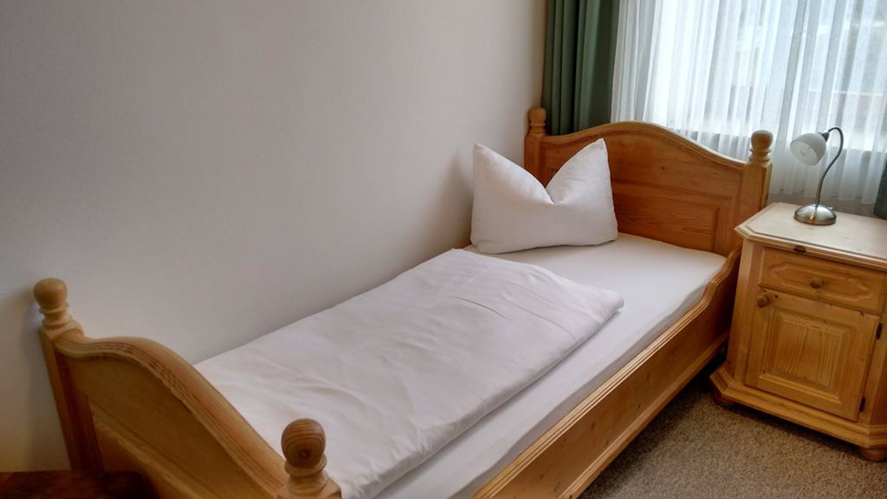 triple room | in-room safe, free cots/infant beds, rollaway beds, free wifi