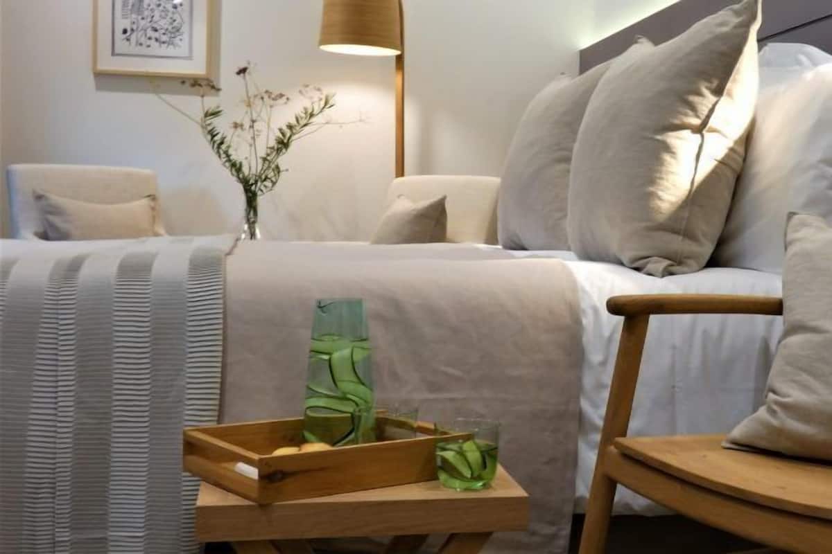 Pillow-top beds, minibar, individually decorated, individually furnished