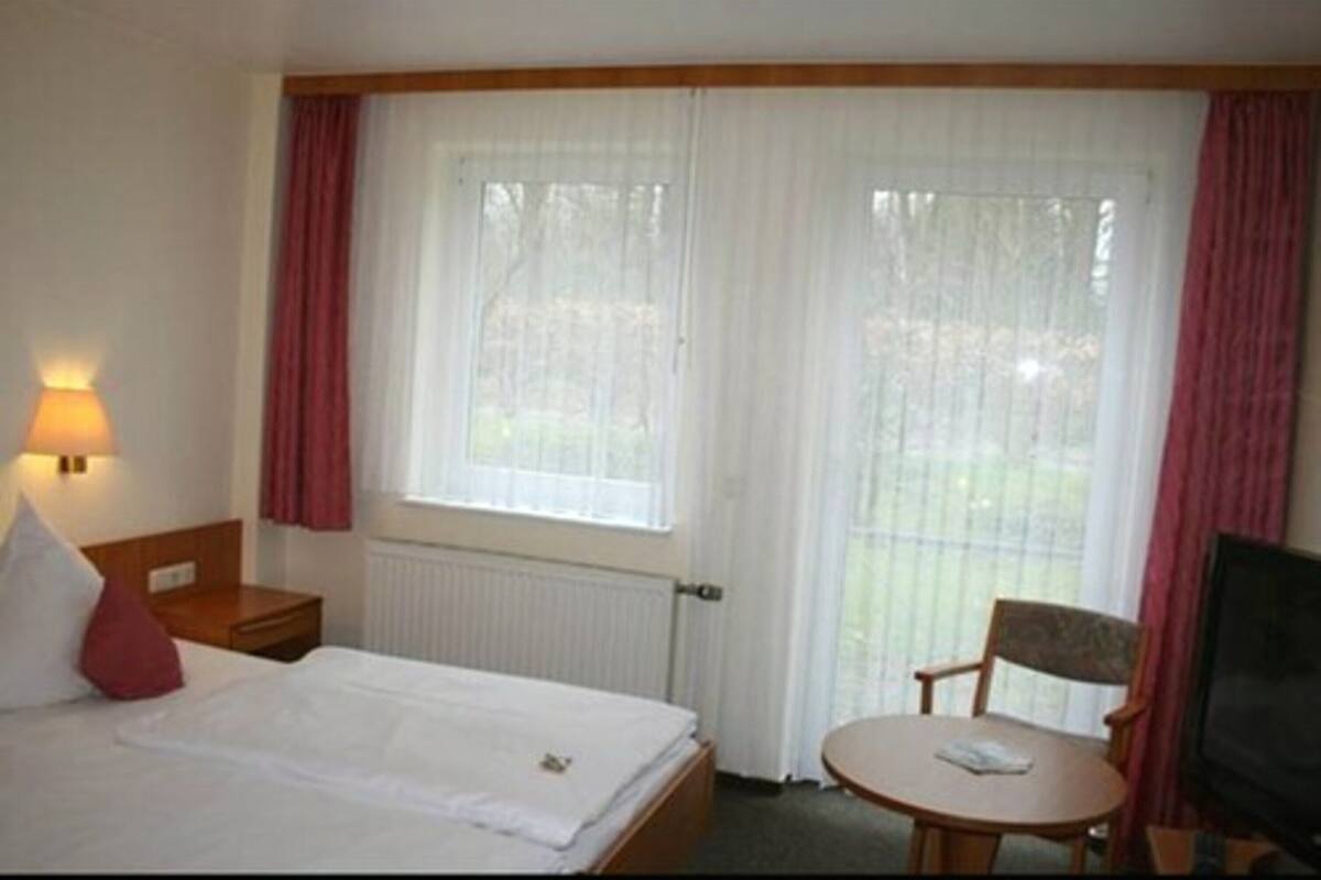 In-room safe, desk, free WiFi, bed sheets