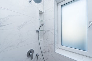 Superior Apartment, 2 Bedrooms | Bathroom | Shower, free toiletries, hair dryer, bathrobes - Sunset Beach Apartment (Zadar)