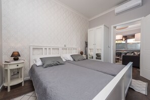 Superior Apartment, 2 Bedrooms | 2 bedrooms, soundproofing, iron/ironing board, free WiFi