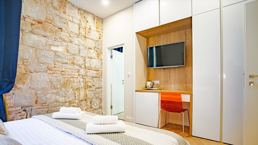 Split Best4Stay Luxury Rooms