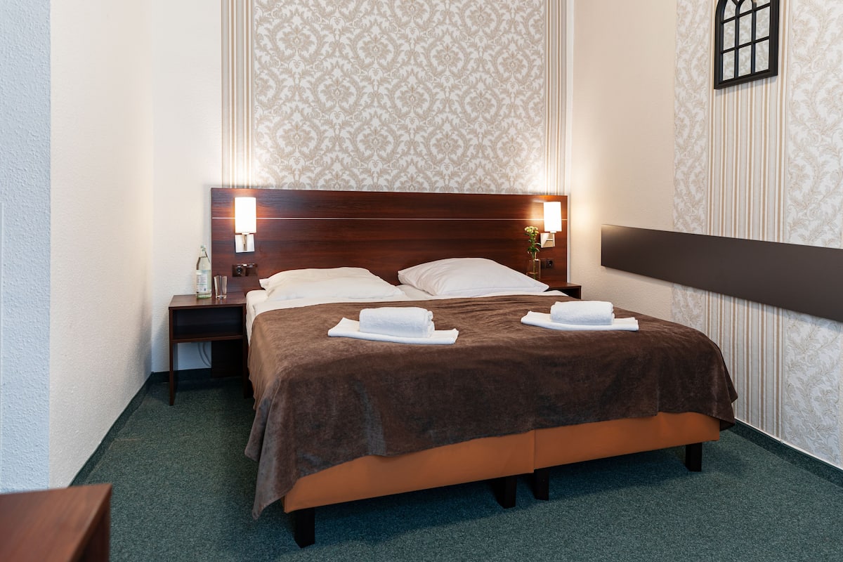 Basic Double Room | Desk, blackout drapes, free WiFi, bed sheets