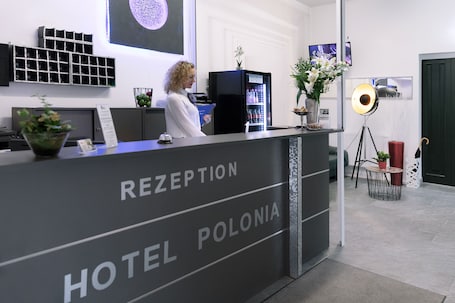 Recepción. Hotel Polonia - Frankfurt-Oder