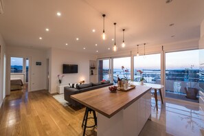 Panoramic Apartment, 2 Bedrooms, Sea View | Living area - Amazing View Apartment (Zadar)